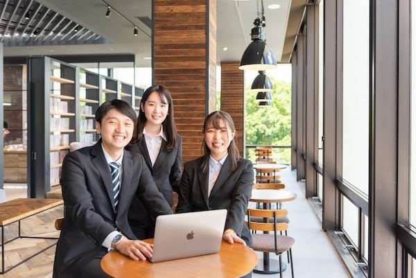 Người làm Quản trị kinh doanh có cơ hội rộng mở và làm được trong nhiều lĩnh vực