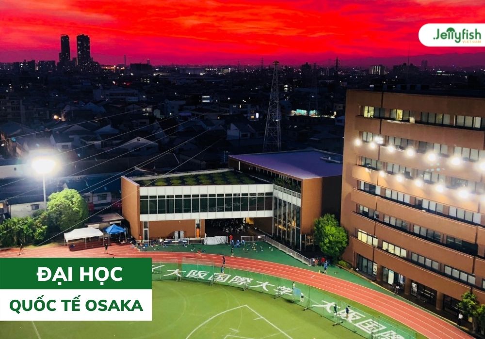 sân thể thao của trường đại học quốc tế Osaka