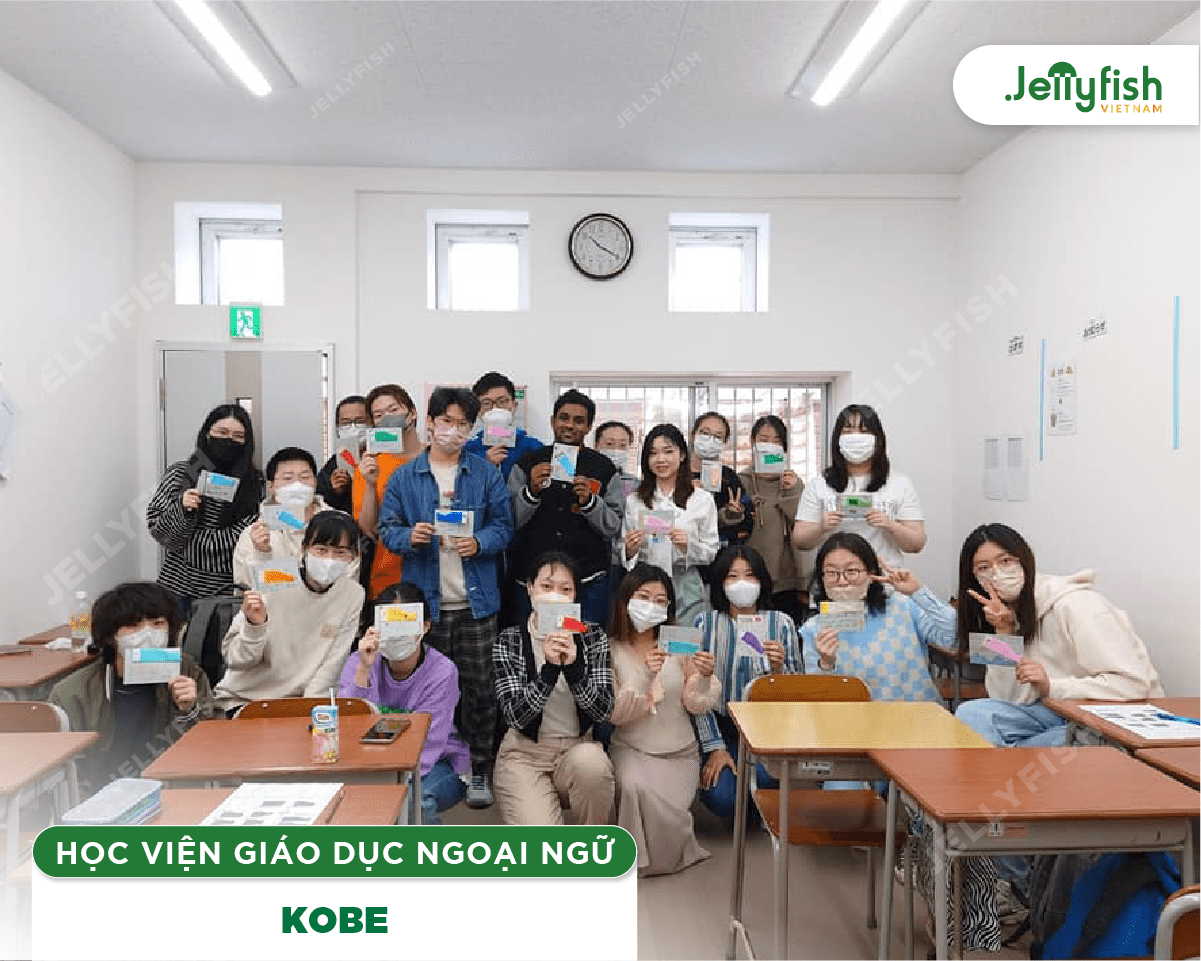 Lớp học tại Học viện giáo dục ngoại ngữ Kobe