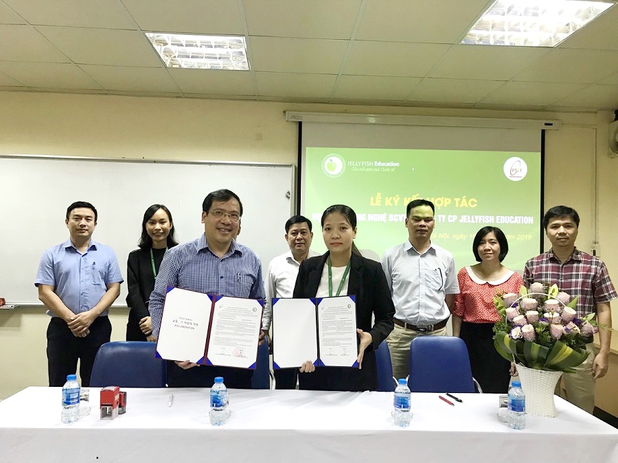 Jellyfish Education ký kết hợp tác đào tạo và cung ứng nguồn nhân lực với Học viện Công nghệ bưu chính viễn thông - 1