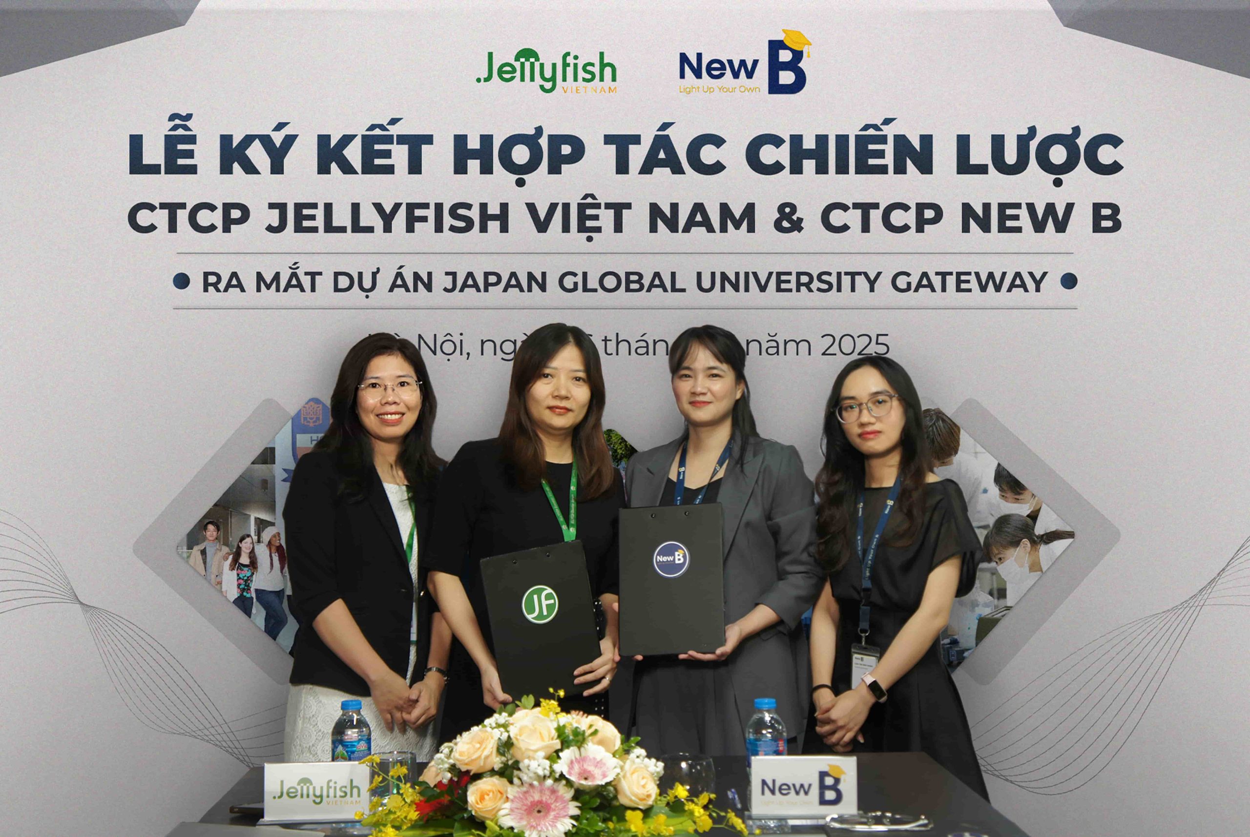 Lễ kí kết hợp tác công ty CP Jellyfish Việt Nam và công ty CP New B